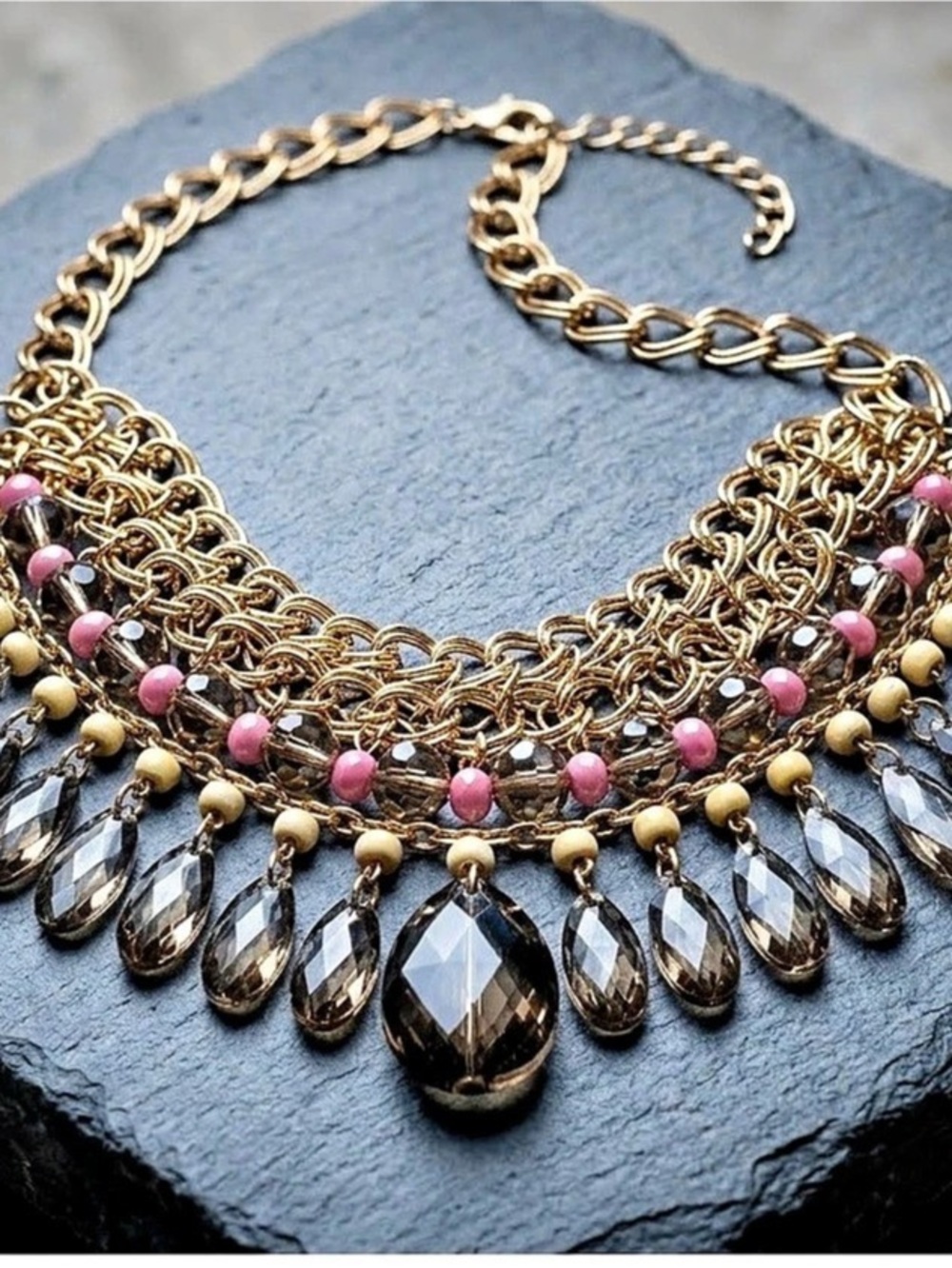 Fashionable Statement Black & Pink Pendant Necklace